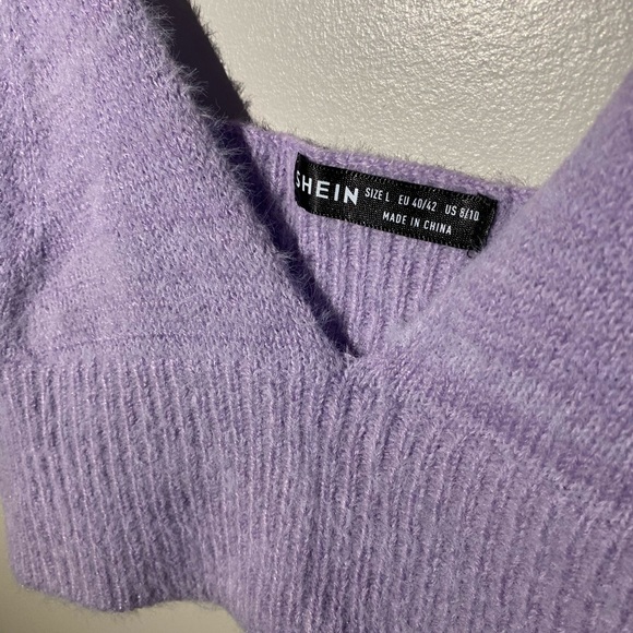 FUZZY Purple Bra Crop Top from Shein - Picture 3 of 3